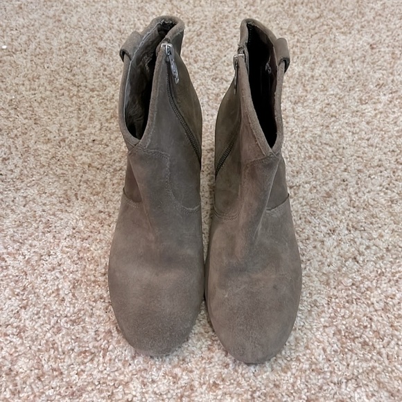 Ash Spiral Mid Heel Suede Booties - Picture 4 of 5